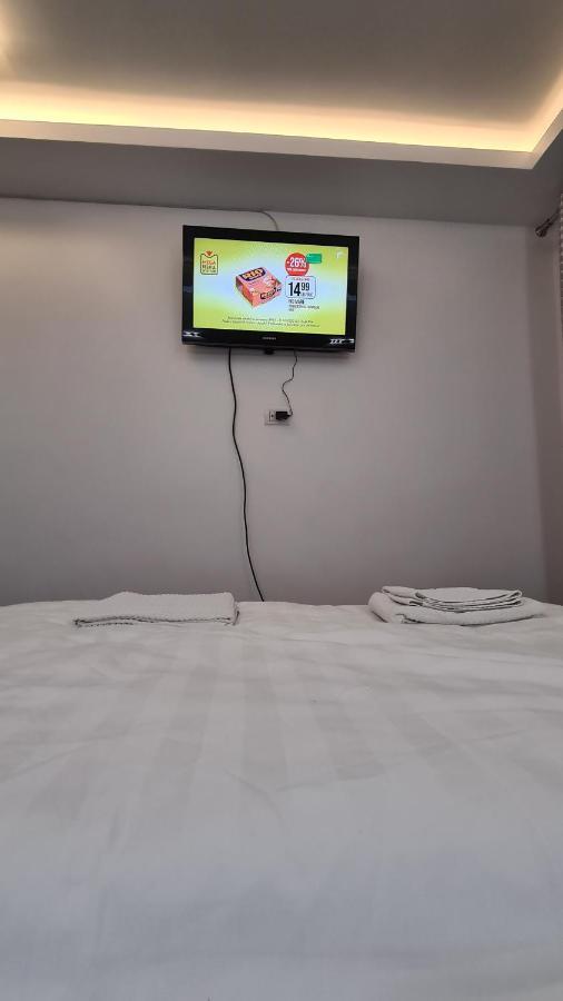 Studio Albert Râmnicu Vâlcea Екстериор снимка